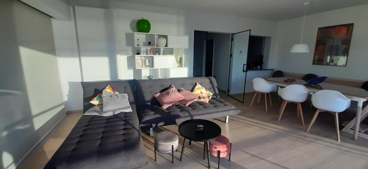 Appartment With Frontal Sea View With 3 Bedrooms Koksijde Exterior photo